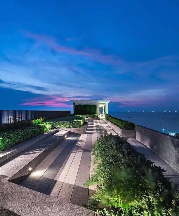 The Base Central Pattaya Esterno foto