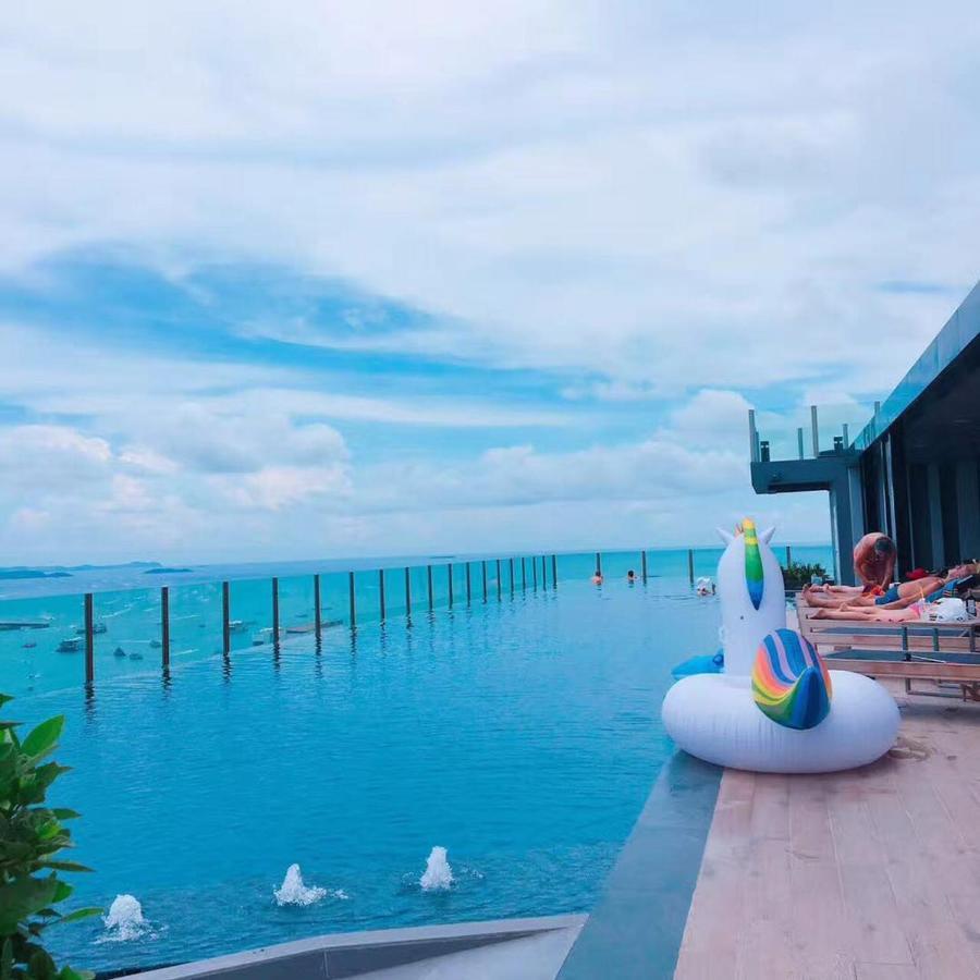 The Base Central Pattaya Esterno foto