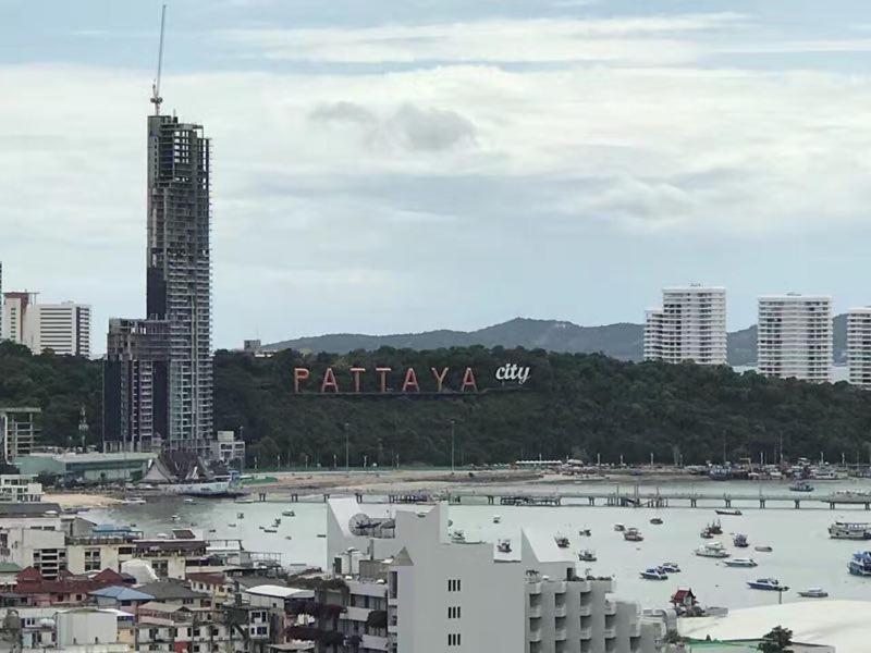 The Base Central Pattaya Esterno foto
